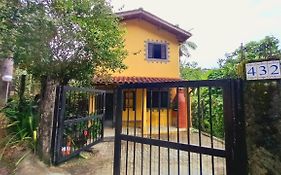 Casas Jacatirão
